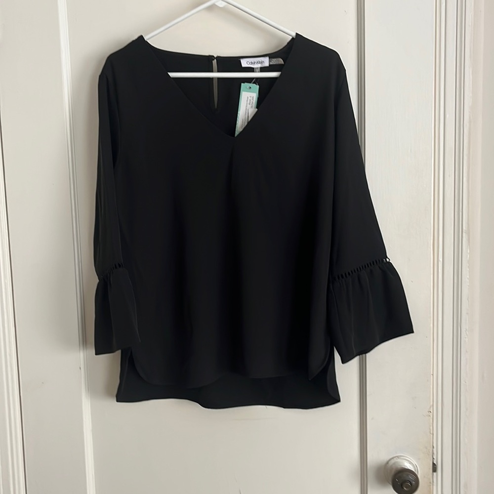 Sophisticated Calvin Klein L Black Detailed Flowy Elegant Top